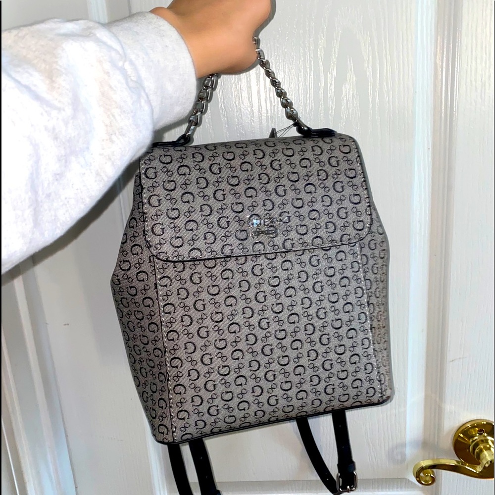Mini Guess Back-Bag ✨